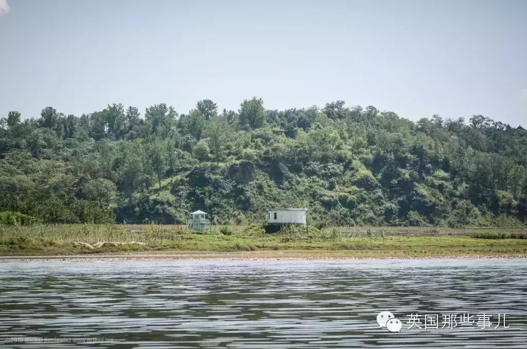 他在朝鲜冒死拍出这套游记 给世界打开了新大门