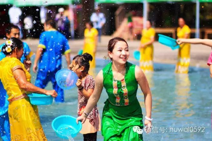 http://mmbiz.qpic.cn/mmbiz/v1vEgnXu44rf39ks7FM6W0KgCWGMXdSpqf90J9gLaycYibIR5Xyd699OEyQ36QNUjkbt24Cib97ucNHWf5t3PRng/0?wx_fmt=jpeg