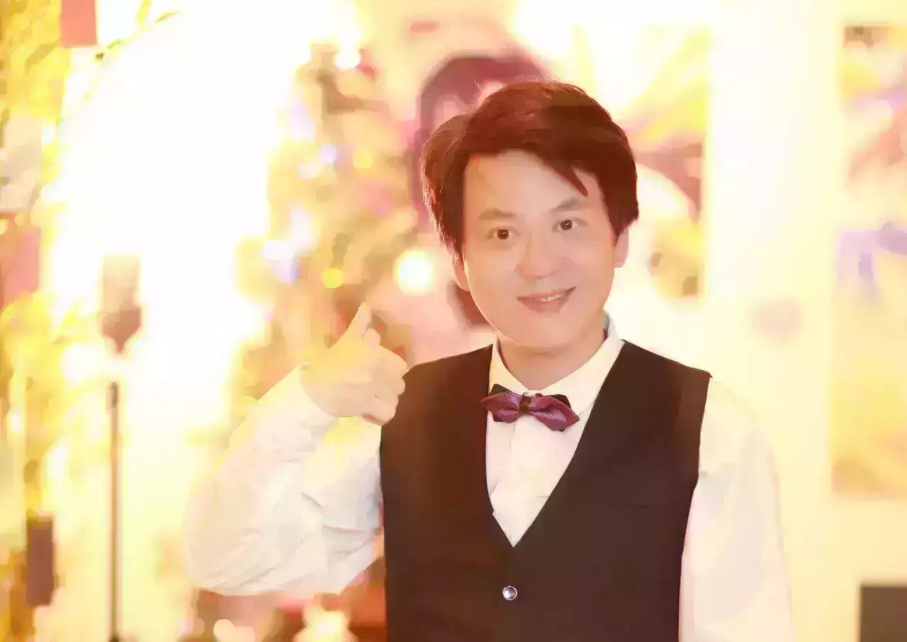 蜂巢大咖秀丨70后二次元CEO 周子扬