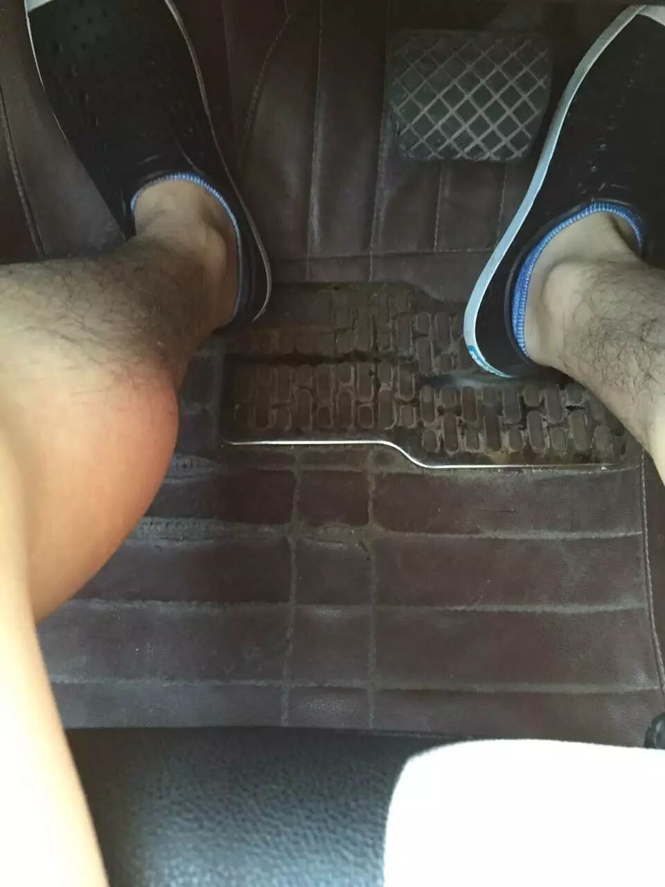 高跟鞋牌子_高跟鞋鞋跟质量测评_牌子的高跟鞋