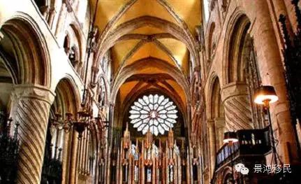 英國具有千年歷史的著名教堂 