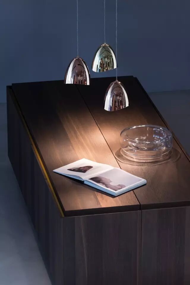 一群有故事的灯具