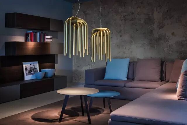 一群有故事的灯具