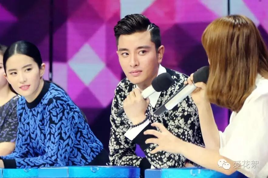 《快乐大本营》未播花絮:贾乃亮深情献唱《好久不见》