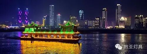 照明界吉尼斯纪录来啦 -南昌一江两岸灯光秀创吉尼斯世界纪录