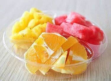 什么是果切呢？闲客君带你认识鲜果切