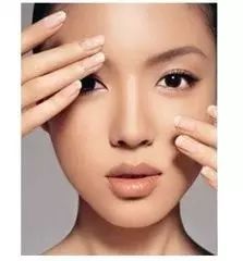 42岁素颜还如18少女的林志玲,驻颜大法令人震惊!