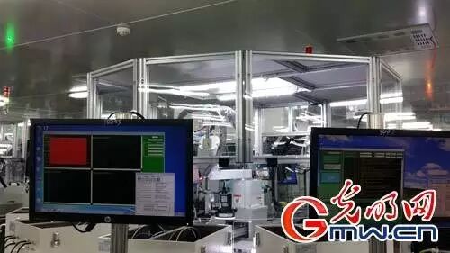 图为自动化数控车间（光明网记者刘超/摄
