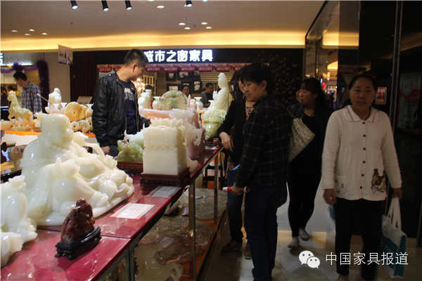 太原黎氏阁北中环店10月1日璀璨开业顾客盈门18年常年出租率99开店