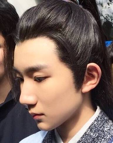 昨天!TFBOYS成员王源在温州拍诛仙(内附大量高清现场...