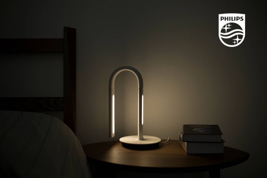 不只是台灯更是光环境优化大师——飞利浦智睿台灯二代，正在小米智能家庭APP众筹ING