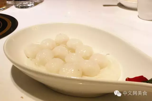 【火锅可以吃出浪漫】时尚火锅豆捞坊来到纽约 零淀粉手工精做鱼滑虾丸