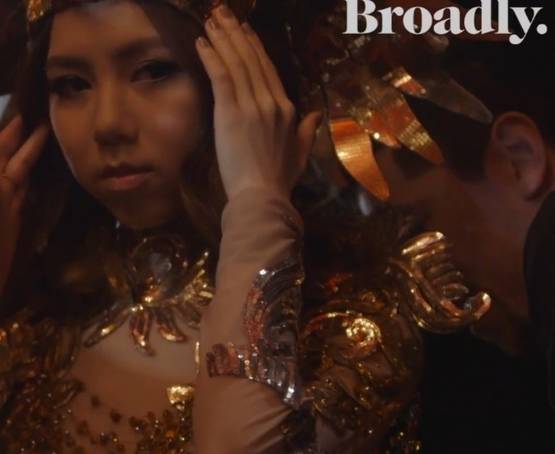 VICE简报  邓紫棋接受 BROADLY 采访,哈勃望远镜带你飞...