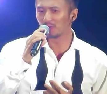 谢霆锋终于开演唱会,多年后再唱呢三首歌,感动无数增城...