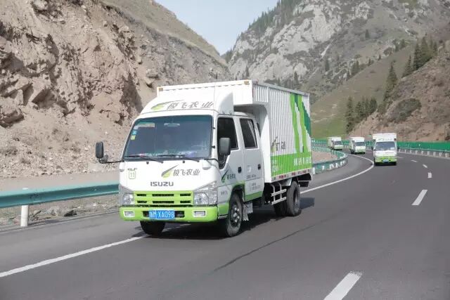 塞外江南迎來(lái)新風(fēng)景--極飛農(nóng)業(yè)植保服務(wù)隊(duì)