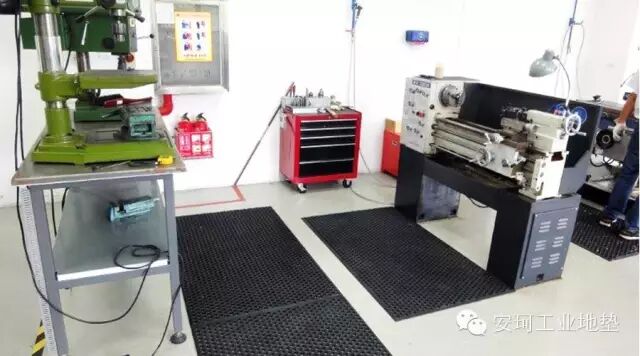 防滑抗疲劳地垫