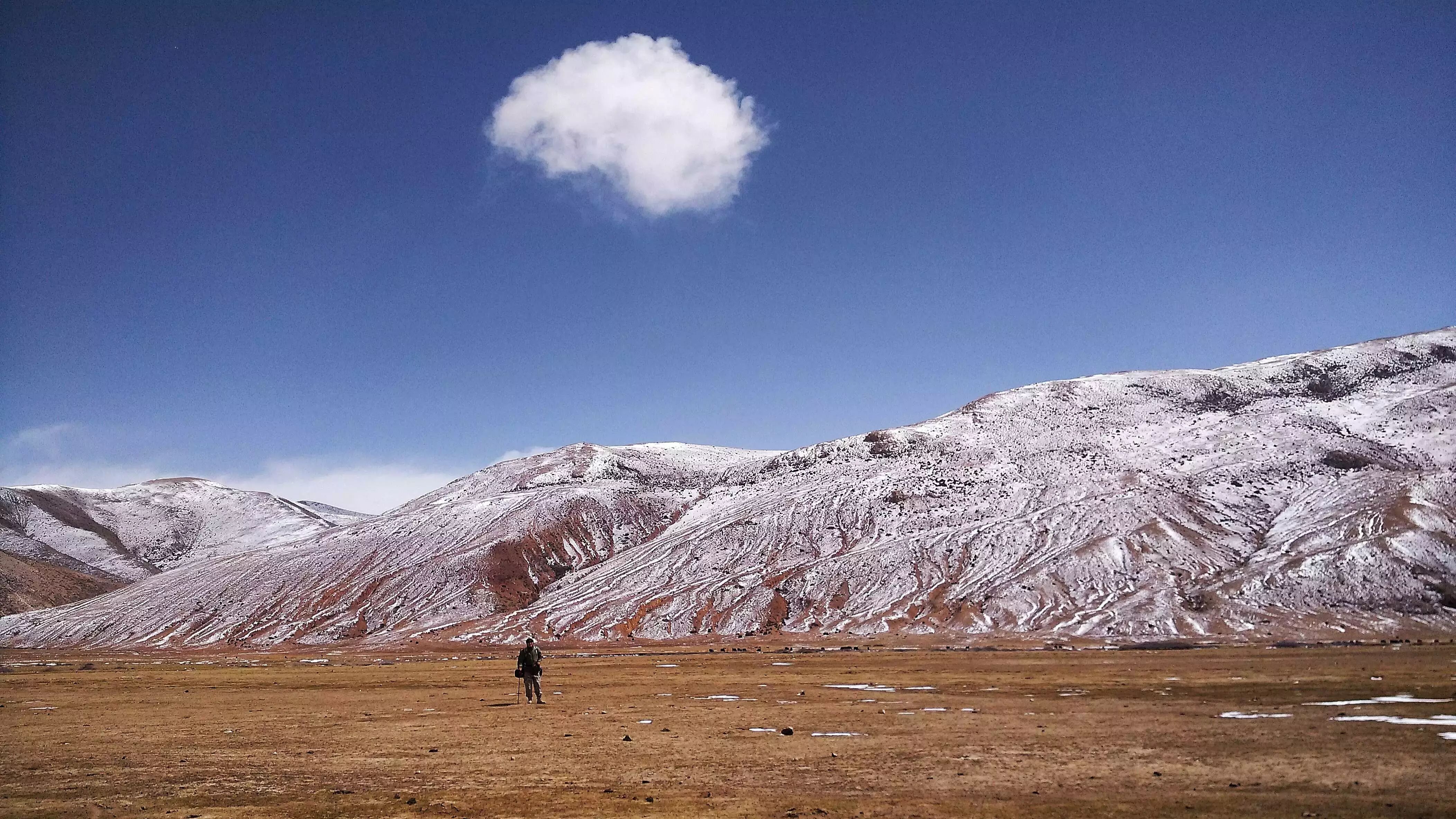 如果你還有夢，請帶上無人機(jī)上路。  