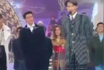 王菲和四大天王当年同台演出 金曲串烧谁更动听