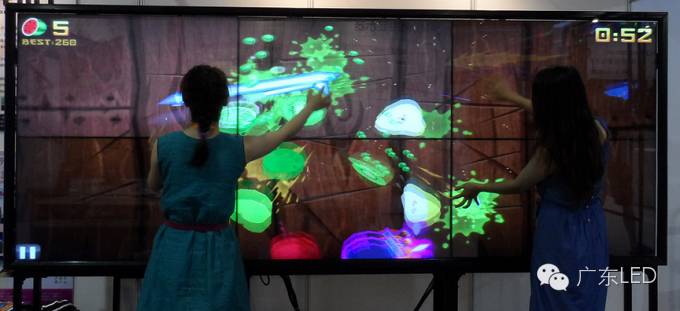 技术融合 构建户外LED传媒“新生态”