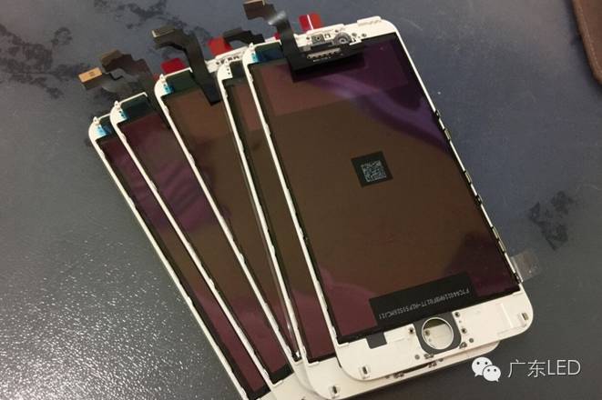 LED面板遇见OLED冲击波，谁输谁赢？