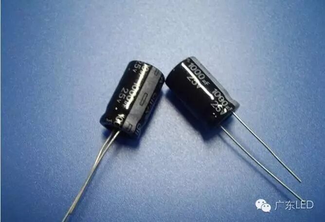 技术PK，到底是高PF重要还是无闪烁重要？