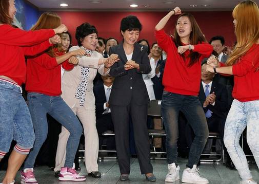 母亲朴槿惠：人要活得正直和真诚！