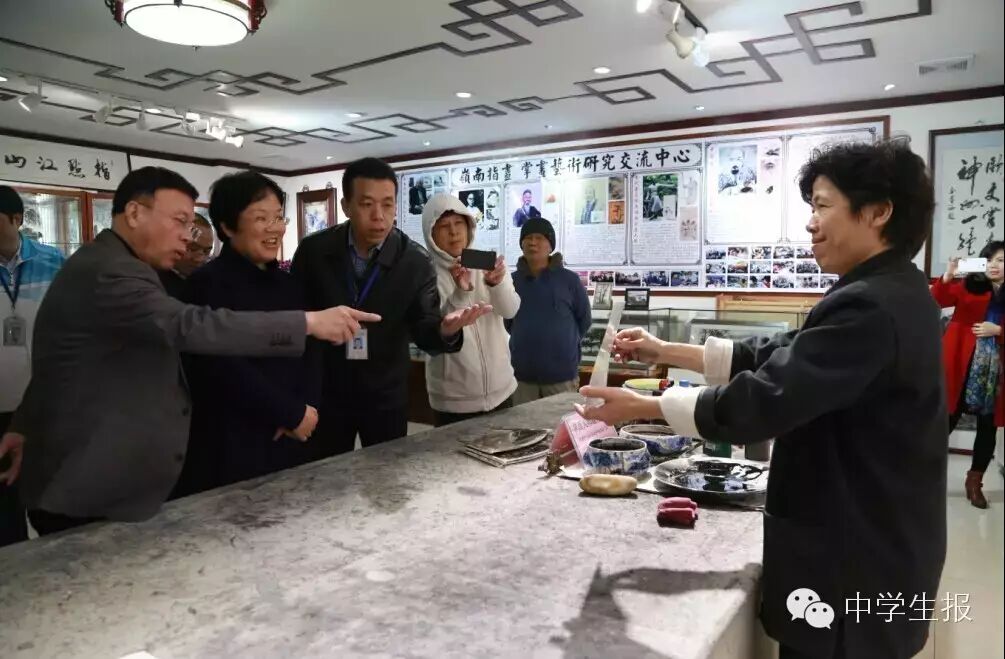 广州市副市长黎明寄语轻工技师学院     “把文化传承下去!...