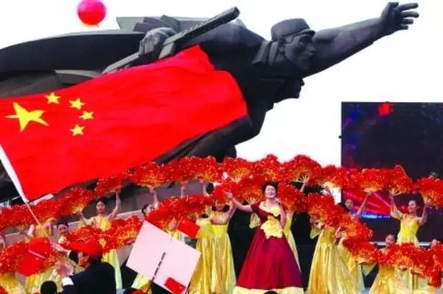 世界各国gdp排名_人均gdp20000美元(3)