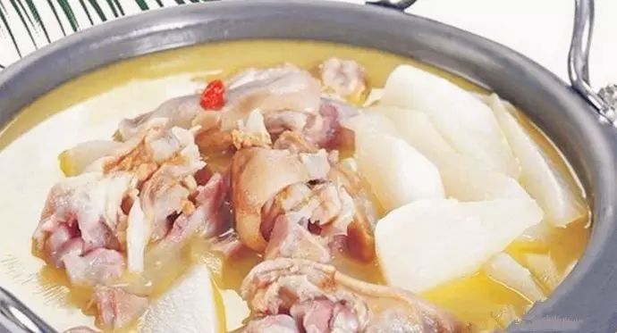绿豆排骨汤锅