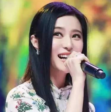 化妆范冰冰终于换眼线了!这种最流行的画法谁画谁漂亮...