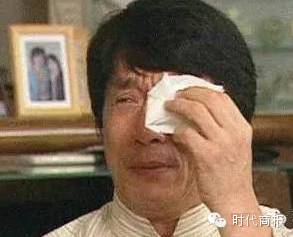 Duang!成龙在南京站了个台,博物馆馆长居然被停职了!...