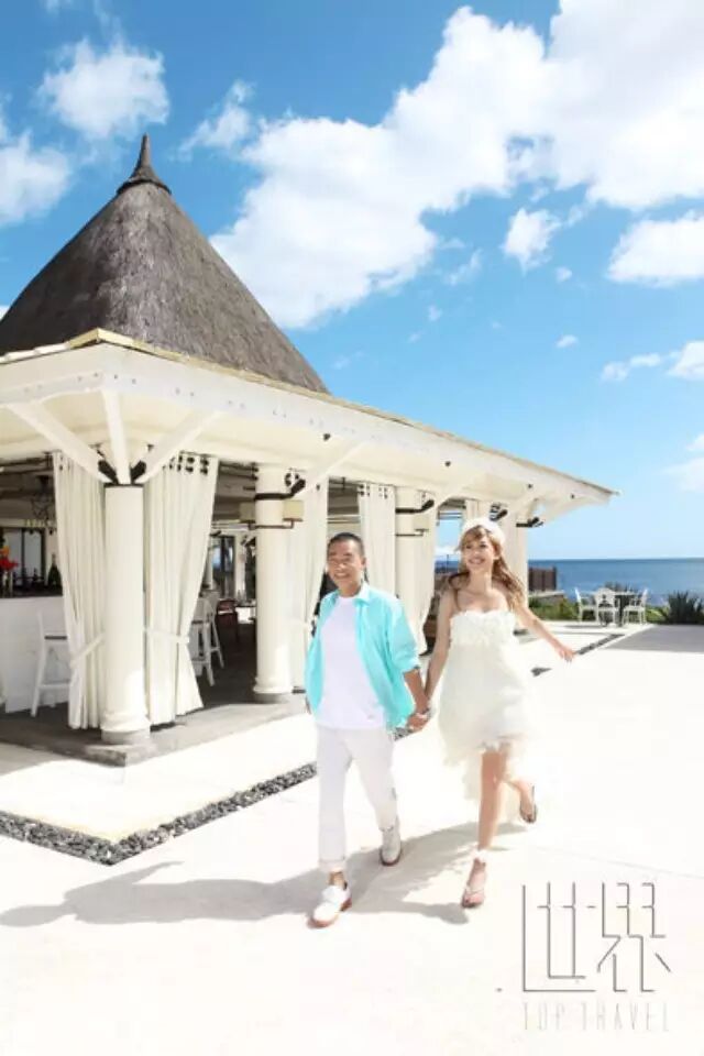 您知道陈小春应采儿的蜜月国家和酒店么