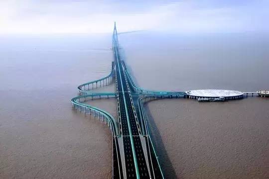步步驚心！中國的這座玻璃大橋創下十項世界之最 戲劇 第5張