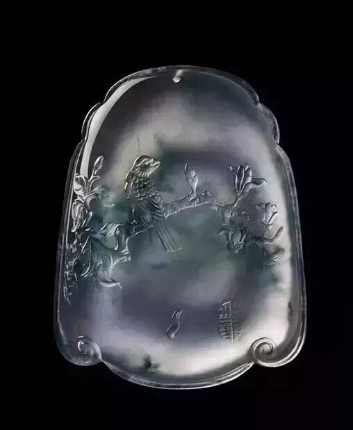 翡翠玉雕名师加龙作品——方寸之间的极致之美