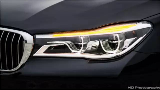 宝马，兼职“灯具厂”