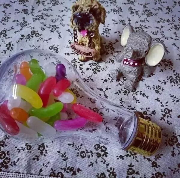 区区100日元的破灯泡 在日本家饰界却成了香饽饽！