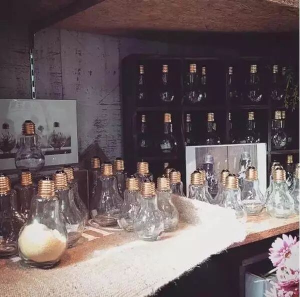 区区100日元的破灯泡 在日本家饰界却成了香饽饽！