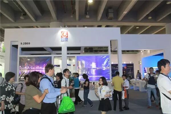 为什么这些产品技术能入围阿拉丁神灯奖？|现场实物跟踪