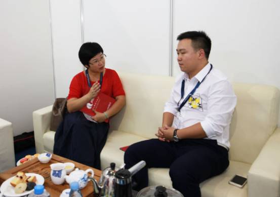 4点总结本届光亚展最”红“展位