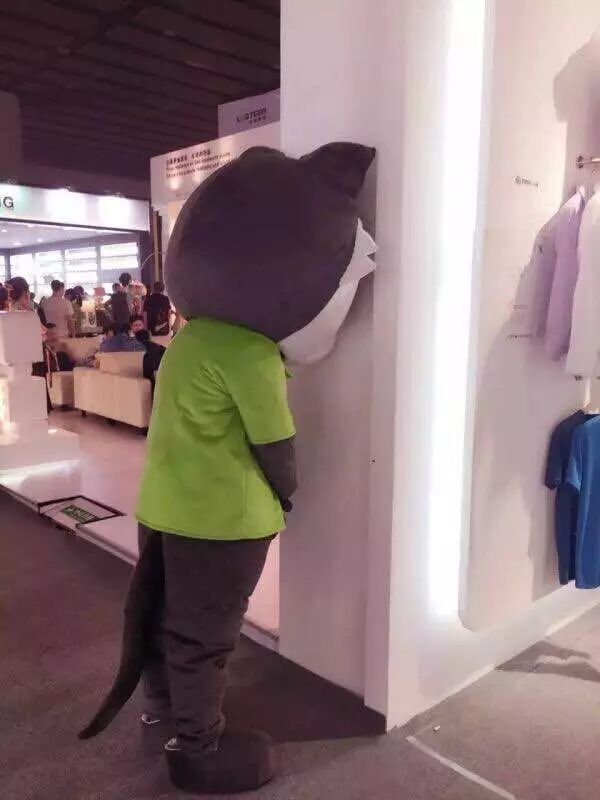 据说今年光亚展的美女少很多？求鉴定！