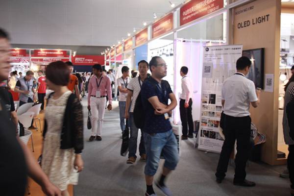 4点总结本届光亚展最”红“展位