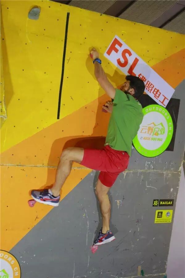 据说今年光亚展的美女少很多？求鉴定！