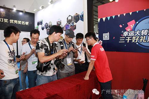 为什么它说自己是全光亚展“最红”？