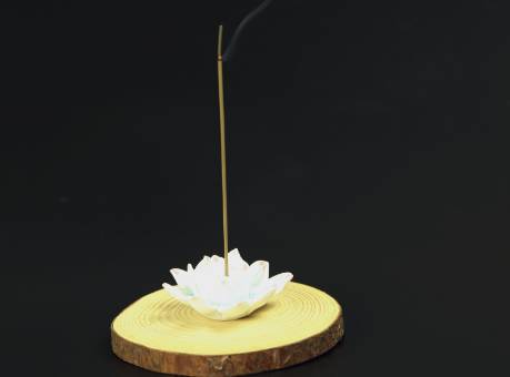 你收藏的沉香是块宝,从前他们这么珍惜! - 沈汝青 - 沈汝青 你收藏的沉香是块宝,从前他们这么珍惜! - 沈汝青 - 沈汝青