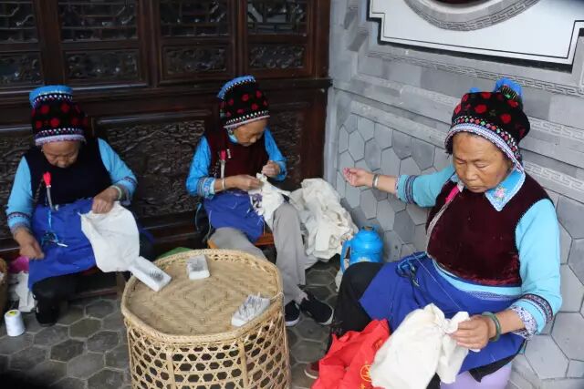 巨匠汇携长江商学院校友 论道大国工匠精神之大理极致匠心