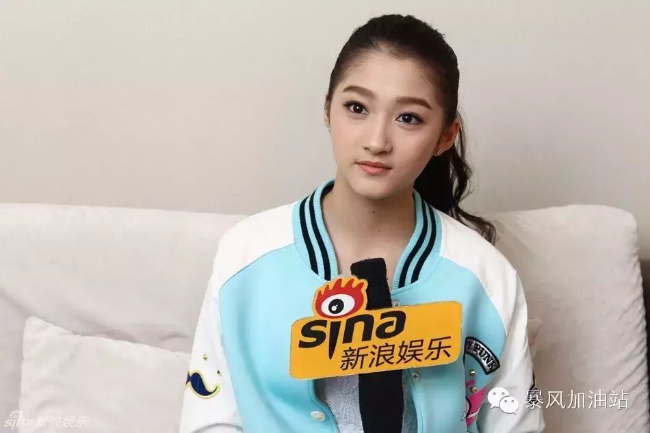 童星“关晓彤”,长腿美女养成记