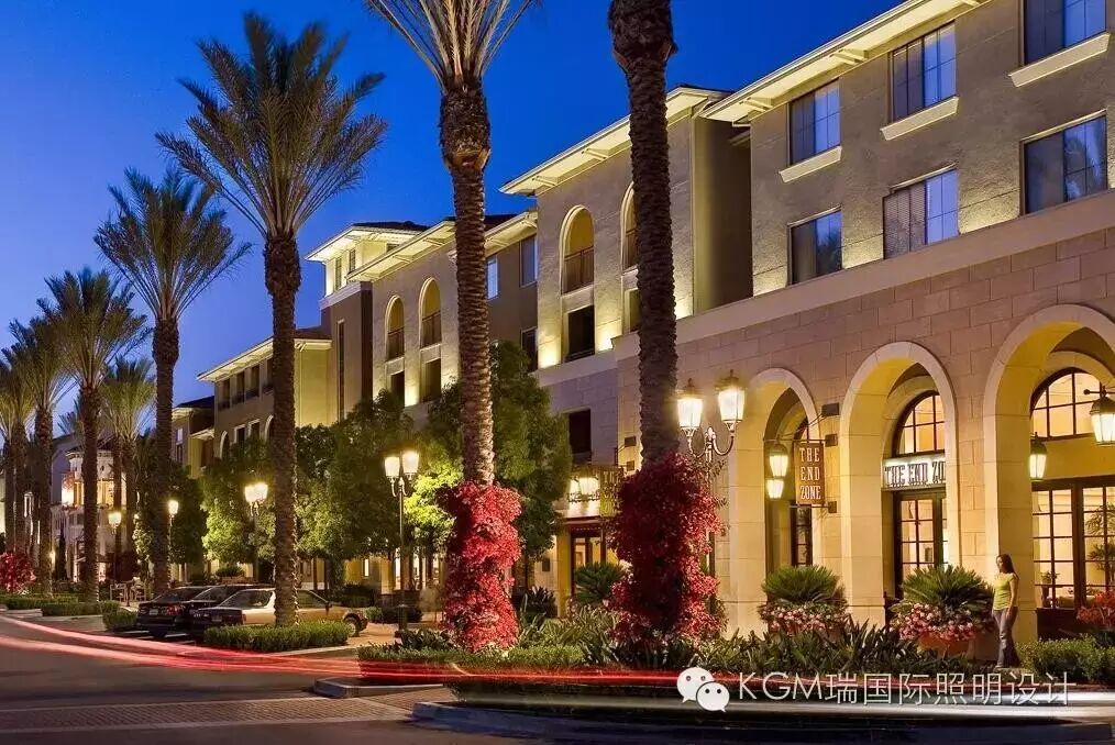 KGM瑞 ∣ 尔湾市的意大利风情