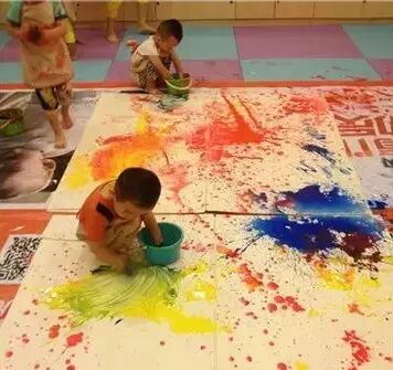 Cassie老师艺术课开讲啦!快来报名吧!