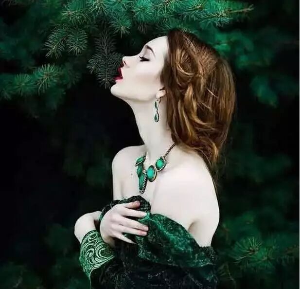 [星话题]谢娜有个前男友叫刘烨,却不知张杰前女友.....震惊...