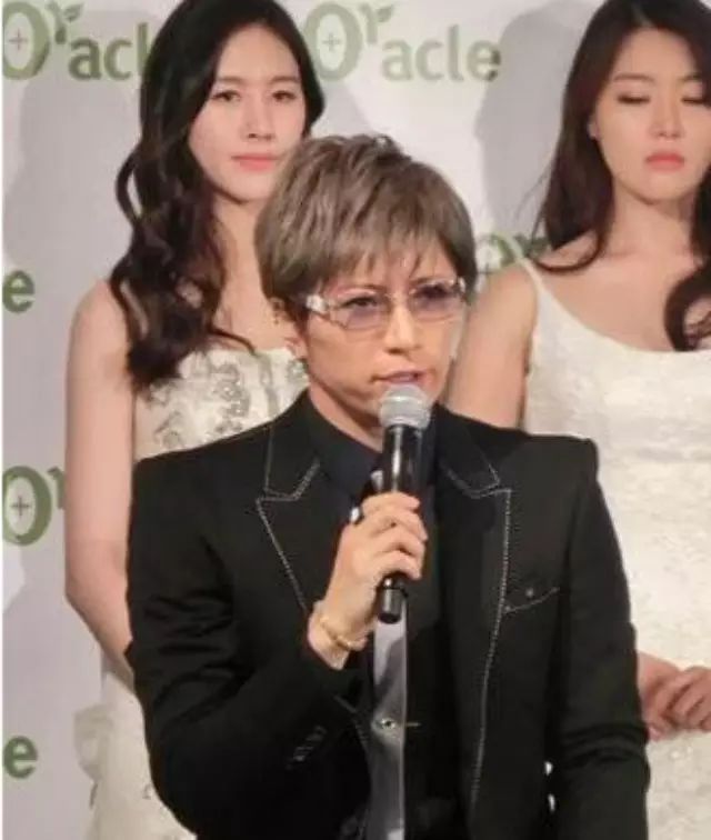 妖男  GACKT谈肌肤保养与SMAP解散风波